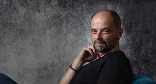 À quoi servent (encore) les médias de grand chemin ?