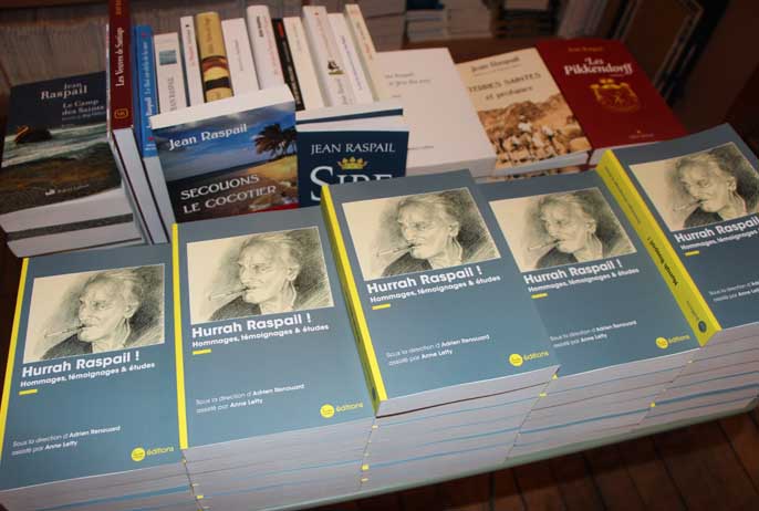 Hurrah, hurrah, hurrah Raspail !