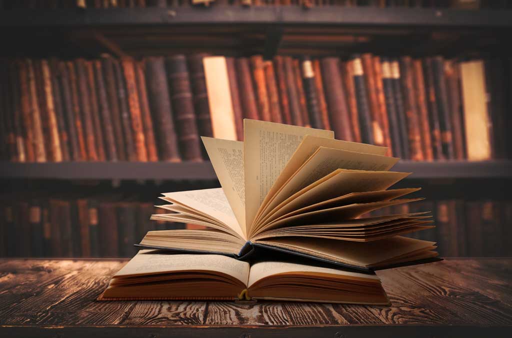 "Je souhaiterais que chacun lise au moins un livre qui lui donne envie de vivre plus intensément, d’aimer, de créer et de se battre contre la médiocrité du temps"