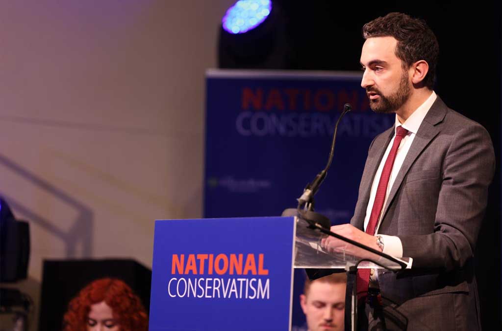 La colonisation, l’Homme remplaçable et l’amour de ce qui est sien