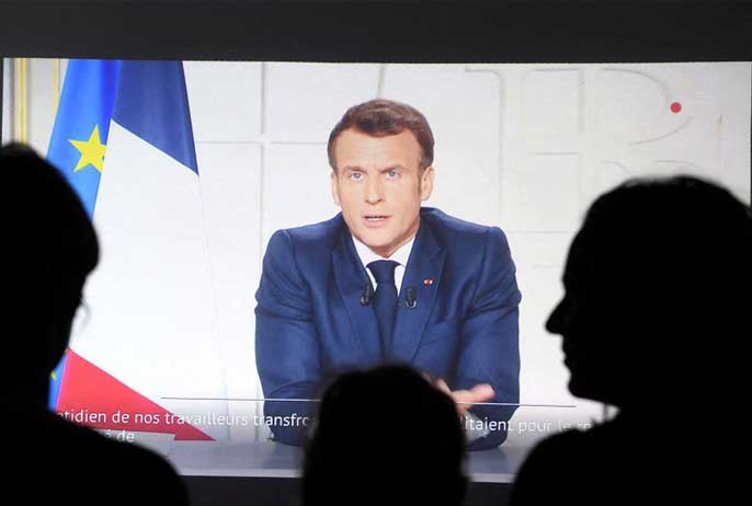 "La question que tout le monde se pose et qui rend fou, c’est : qui doit-on croire?"