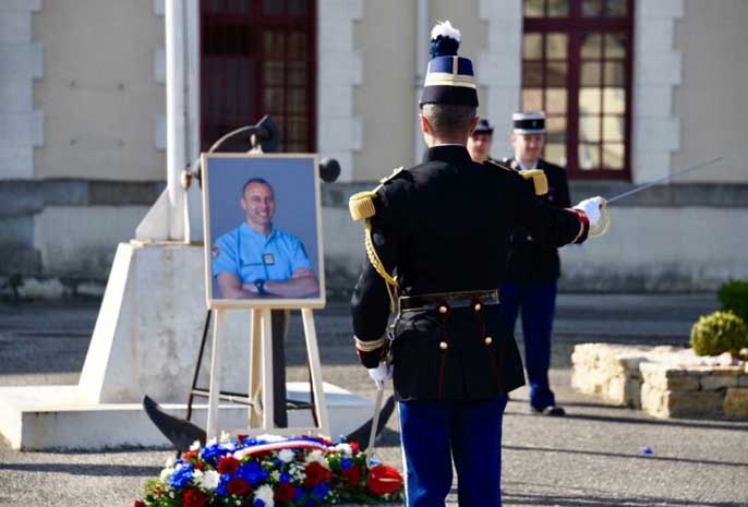 « Les seuls héros qu’on admire aujourd’hui sont ceux qui se font tuer… »