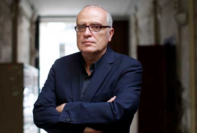 Richard Millet devant les cochons, chronique de la guerre civile