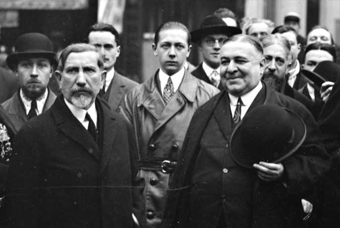 Royauté de la droite, misère de la gauche (2/5)