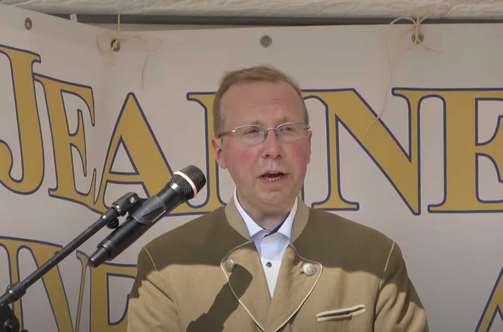 Soulèvements de la Terre, Civitas: dissolution, piège à cons