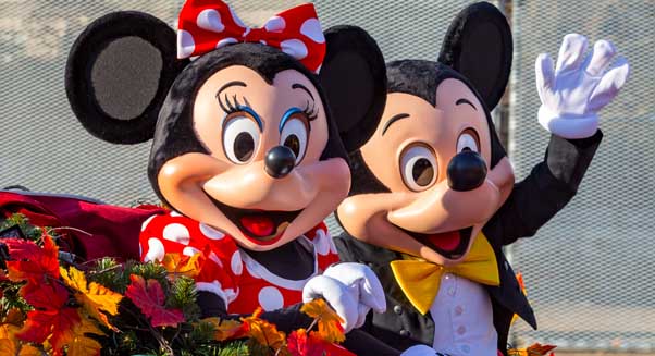 Tolkien vs Disney : éduquer ou divertir ?